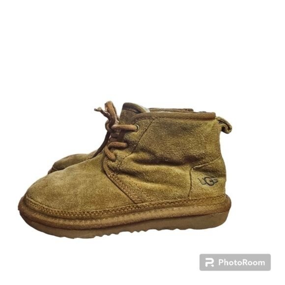 Ugg Australia Boys Neumel II Boots Sz 13 Chestnut Suede Lace-Up Sherpa Preppy - Picture 1 of 13